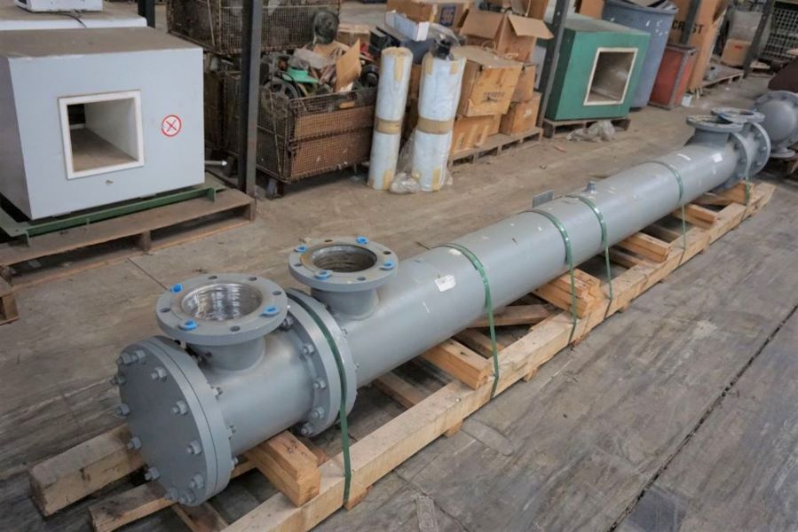 ***SOLD*** UNUSED 150 Sq.Ft. ITT Standard Shell and Tube Heat Exchanger. Stainless Steel Tubes rated 150 PSI @ 300 (-20) Deg.F. Approx (120) 1/2